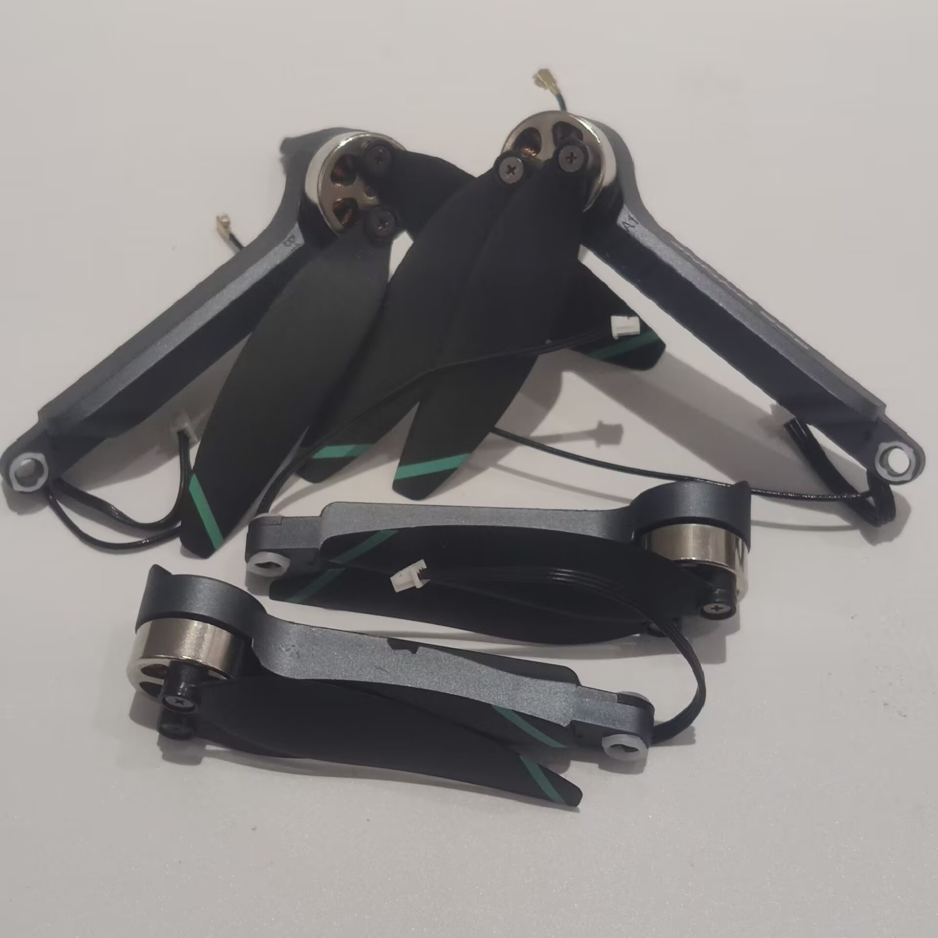 Bürstenloser Motorarm A1/B1/A2 – Lyzrc Drone Bewertung und Preis
